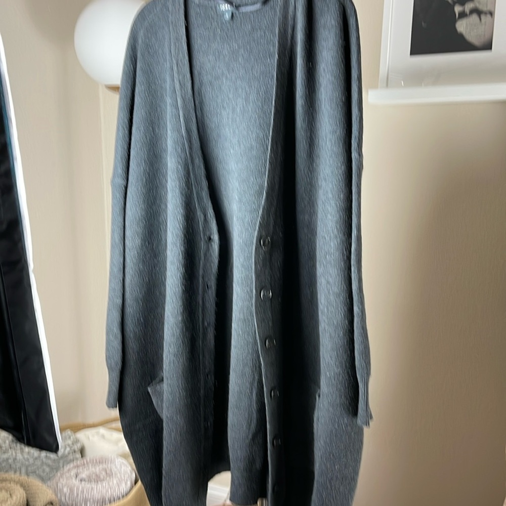 Torrid cardigan gray long heavy size 6